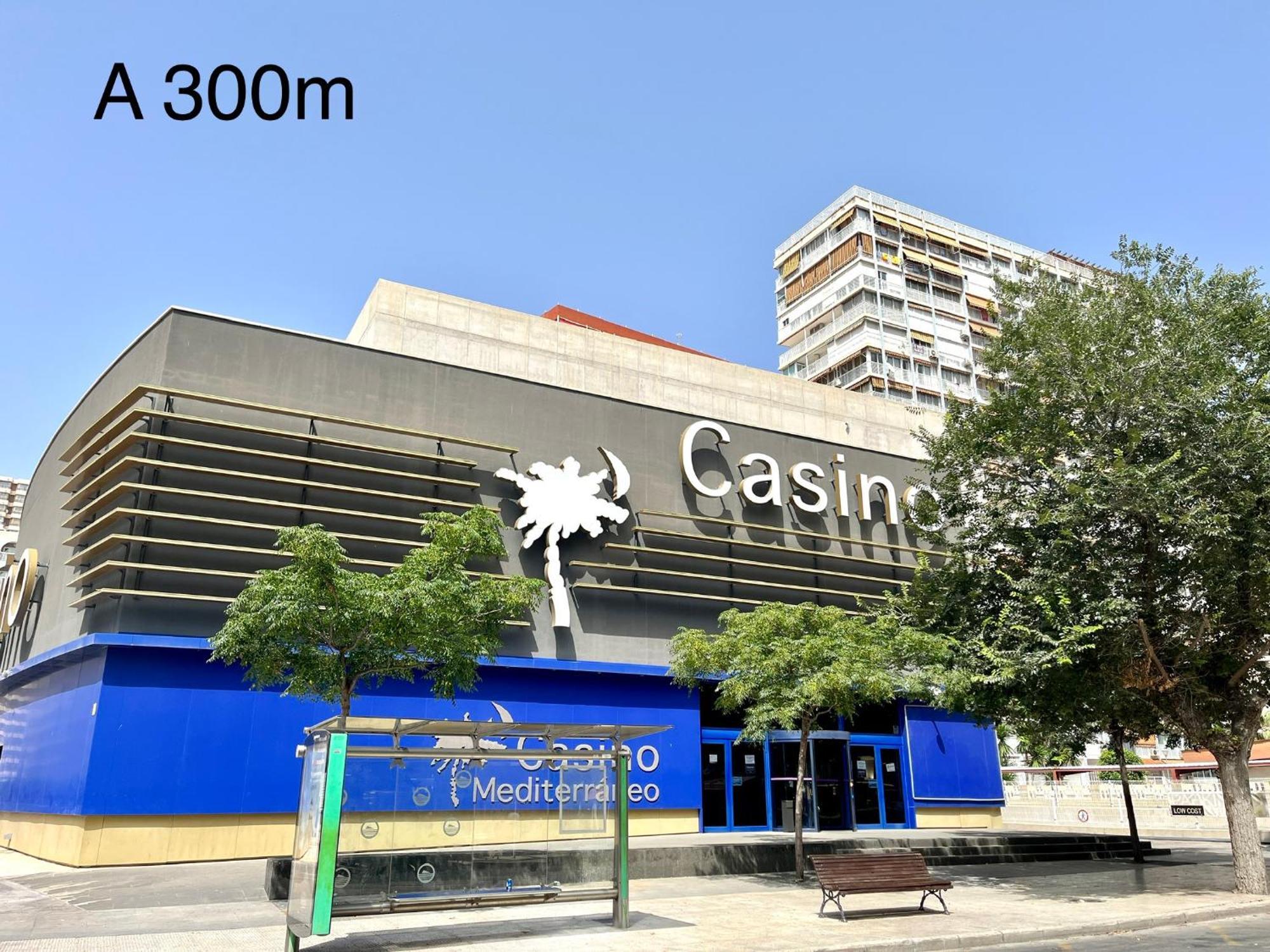 Ducado 13 Playa Benidorm Apartment Exterior foto